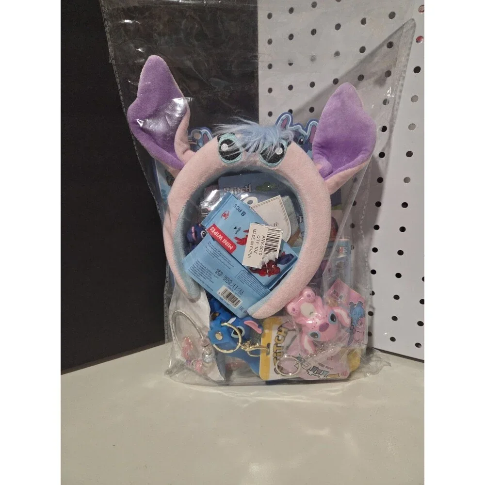 Stitch 17 Piece Back To School Bundle.
